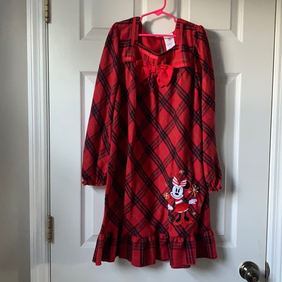 Girl’s Disney Plaid Sleep Gown. Size 9/10
